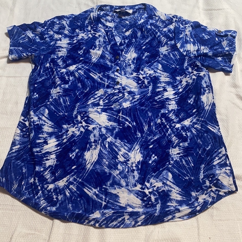 Emily Daniels Blue White Tie Dye V Neck Blouse Petite Small